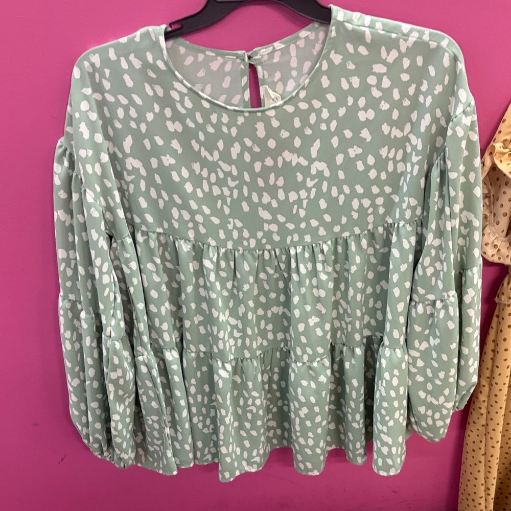 Women's Mint Green Printed Tiered Blouse with Ruffle Detail